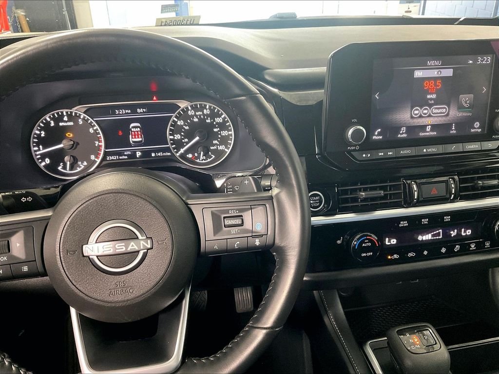 Used 2024 White Nissan SV image 19