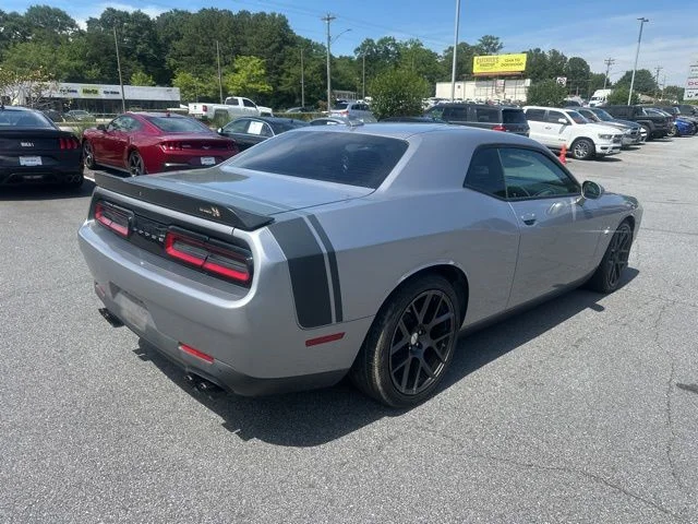 Used 2016 Silver Dodge R/T Scat Pack image 3