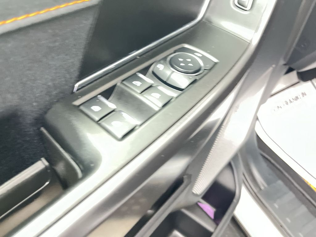 Used 2025 White Ford Tremor image 13