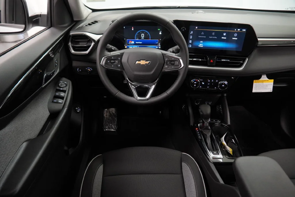New 2026 Summit White Chevrolet LT image 20