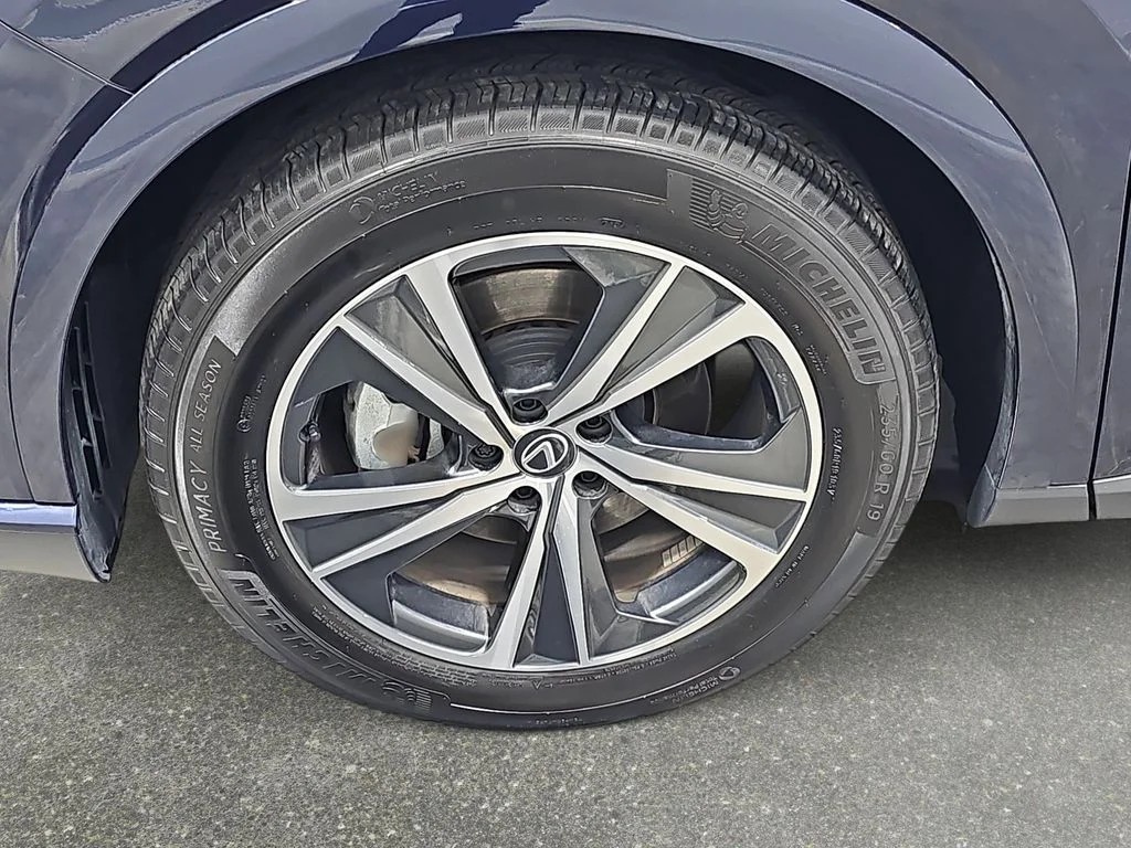 Certified Used 2024  Lexus 350 Premium image 33