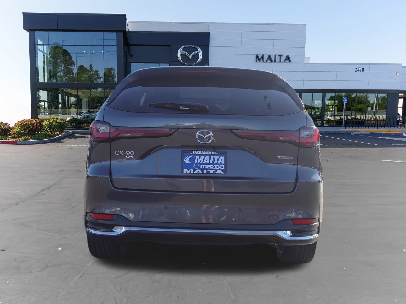 Certified Used 2024 Machine Gray Metallic Mazda Premium image 5