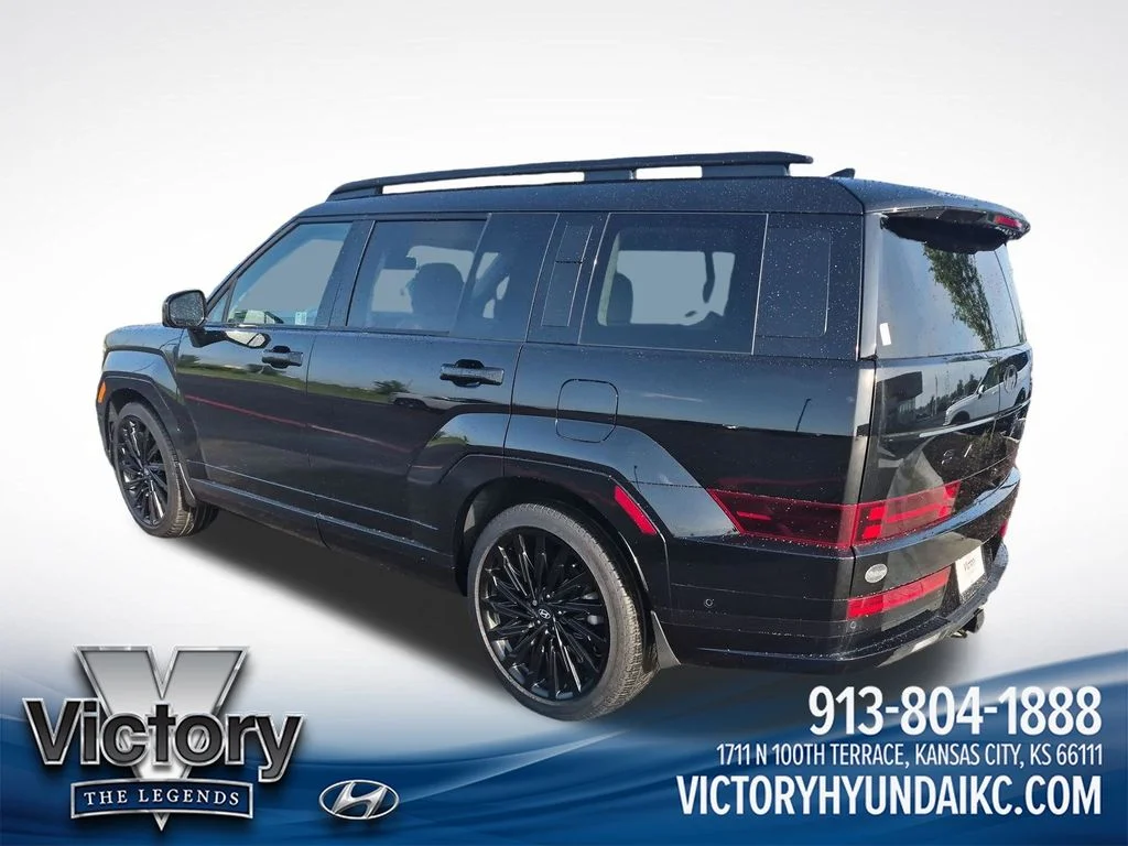 Used 2024 Black Hyundai Calligraphy image 3