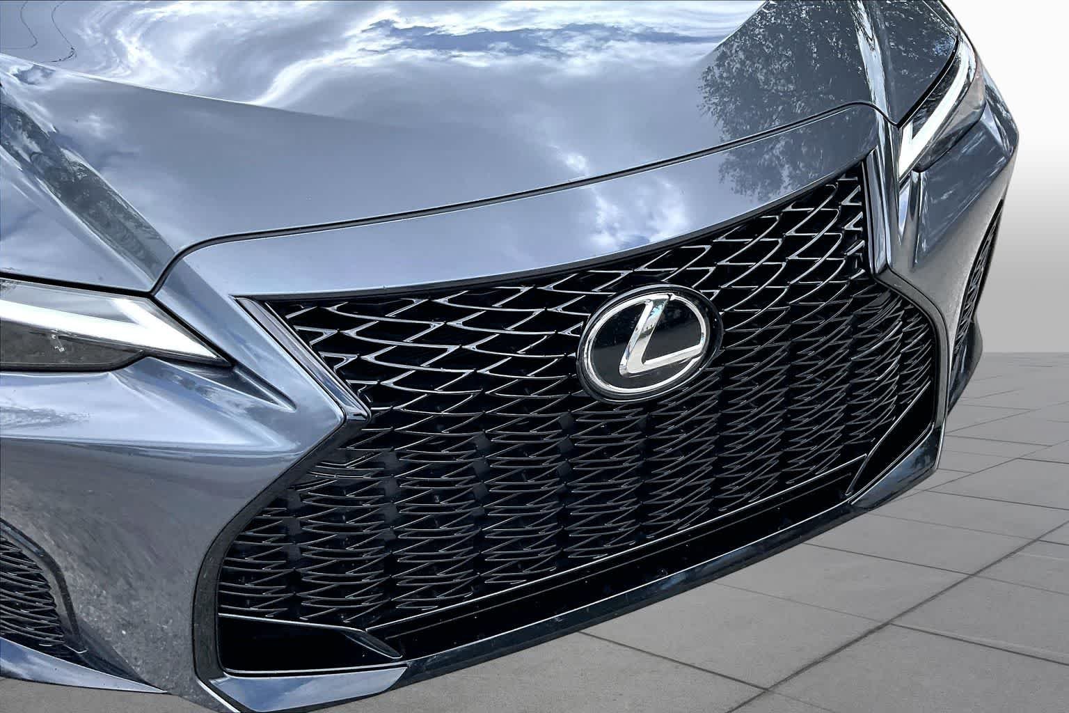 Used 2025 Cloudburst Gray Lexus F SPORT Design image 30