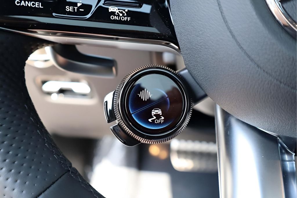 2025 Mercedes-Benz GLC AMG GLC63 S - Photo 72