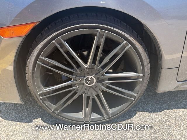 Used 2019 Gray Honda LX image 4
