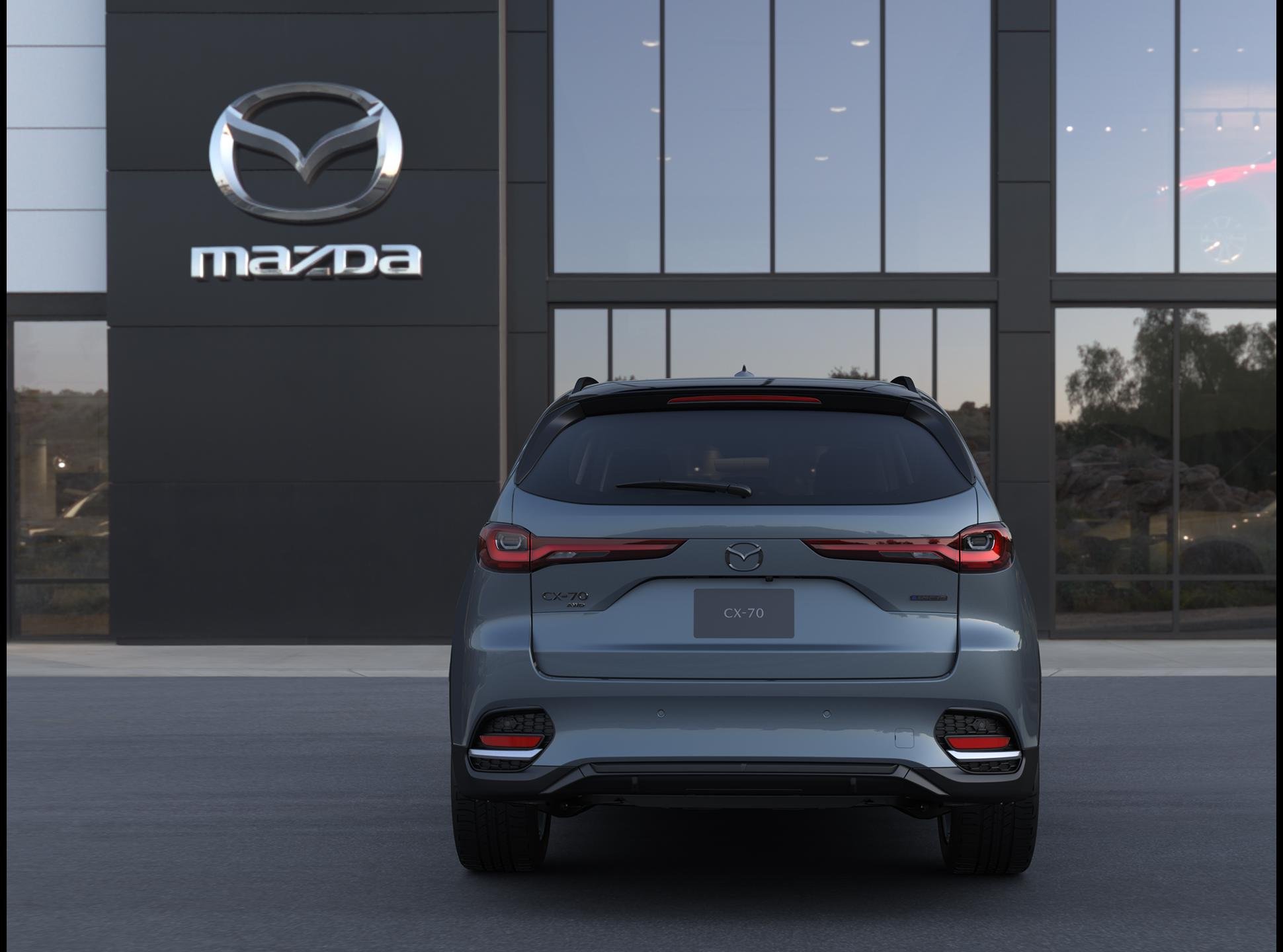2026 Mazda CX-70 Premium Package photo 4