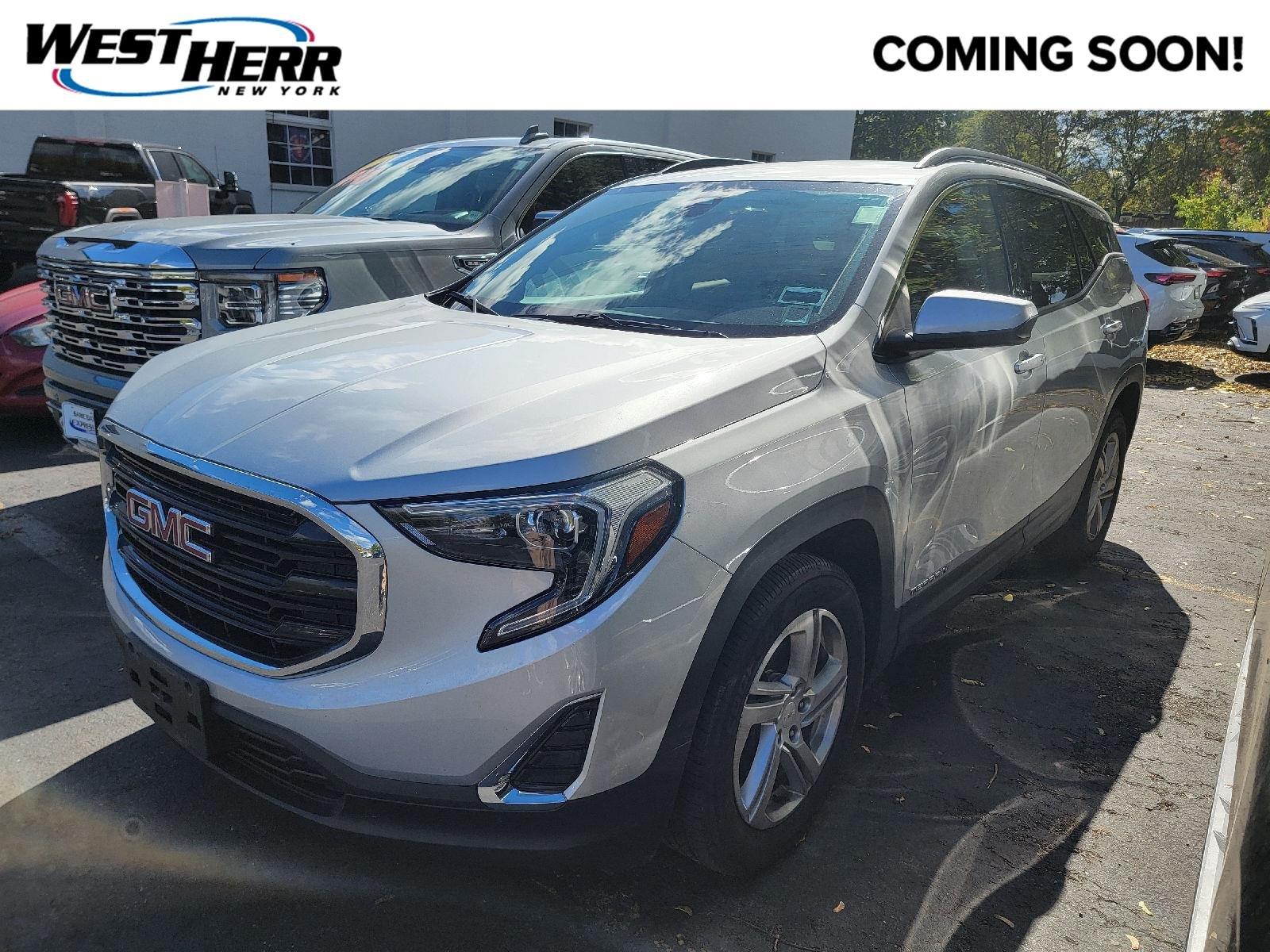 Used 2020 Quicksilver Metallic GMC SLE image 1