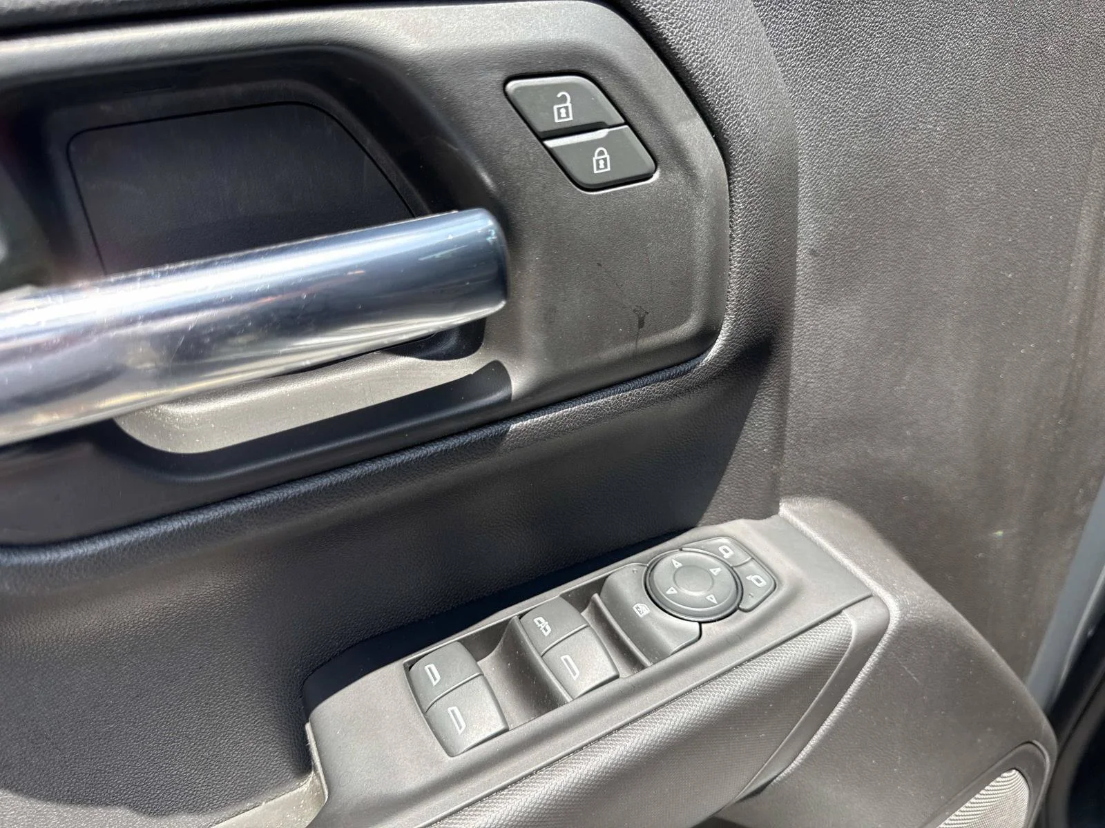 Used 2023 Sterling Gray Metallic Chevrolet Custom image 16