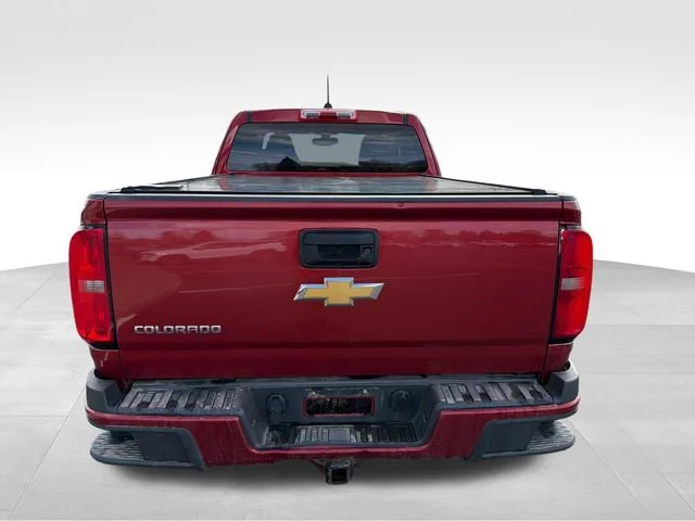 Used 2015 RED ROCK METALLIC Chevrolet 4WD Z71 image 4