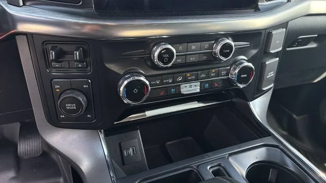 Used 2023 Red Ford LARIAT image 30