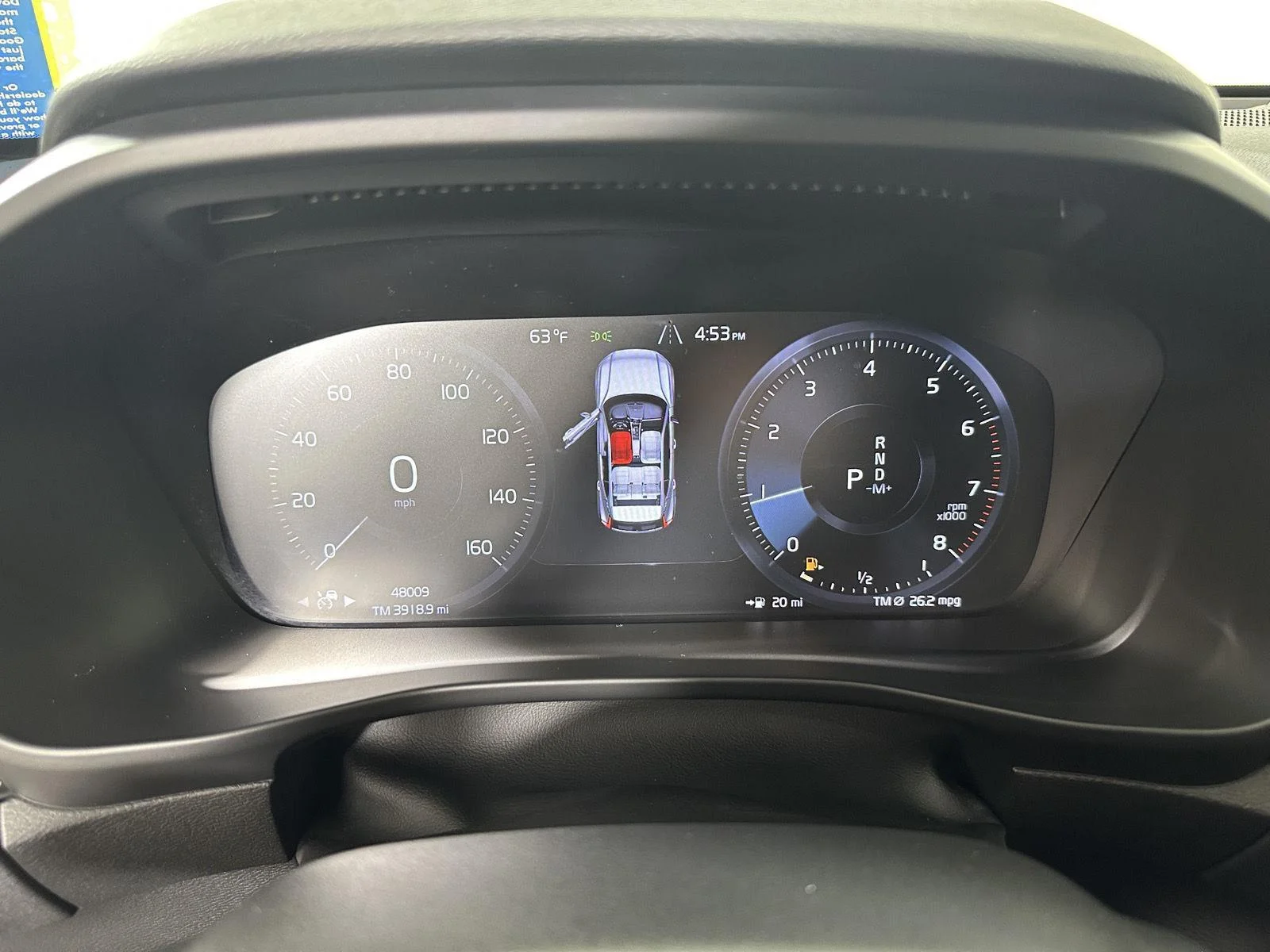 Used 2022 Crystal White Metallic Volvo R-Design image 9