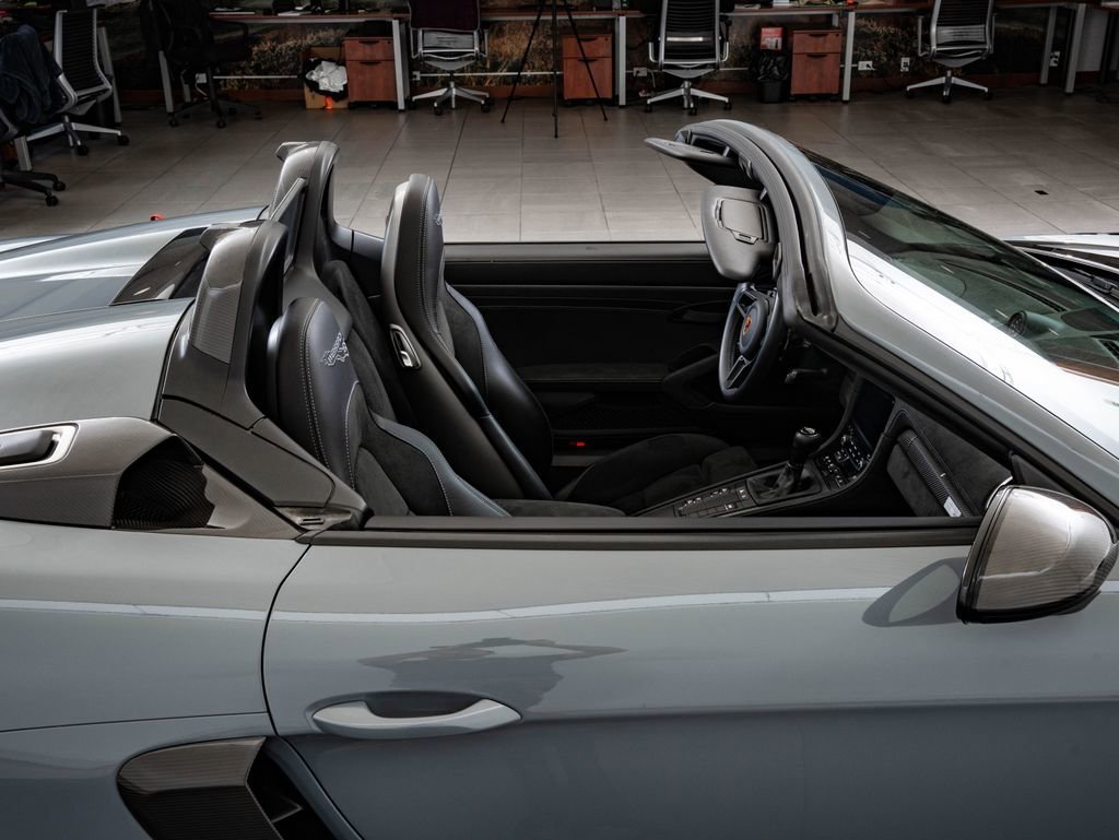 Certified Used 2024 Arctic Grey Porsche RS image 26