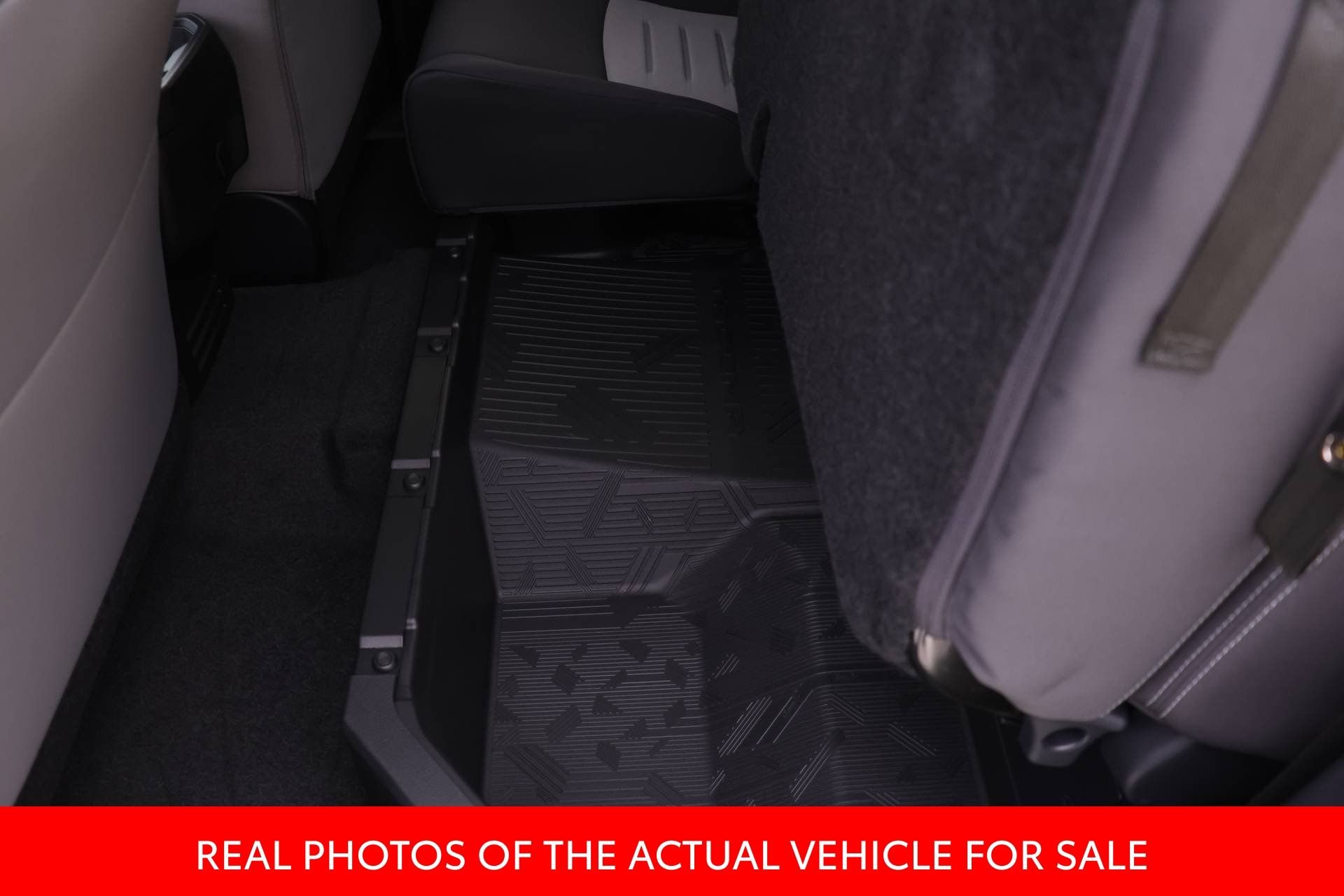 2025 Toyota Tacoma TRD Off Road - Photo 11