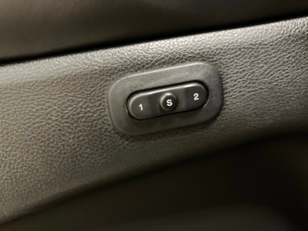 Used 2018 DB Black Clearcoat Dodge R/T image 12
