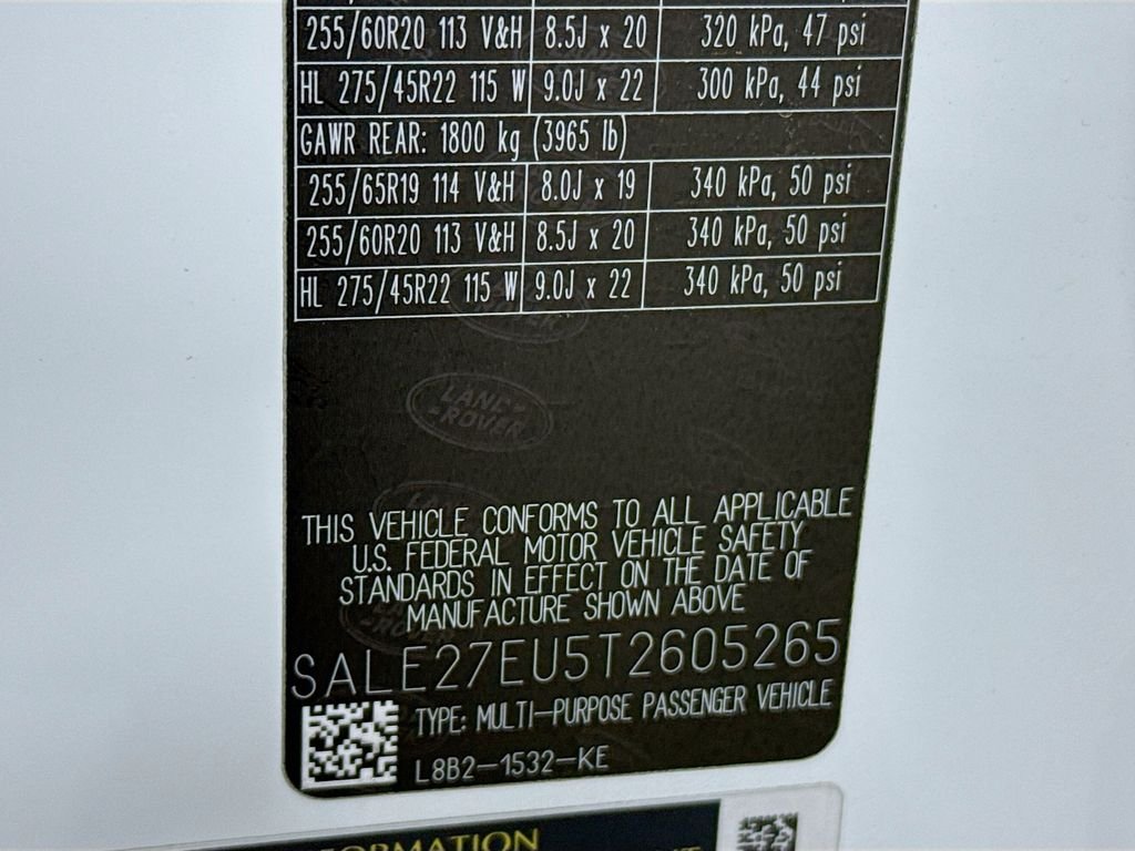 New 2026 Fuji White Land Rover X-Dynamic SE image 33