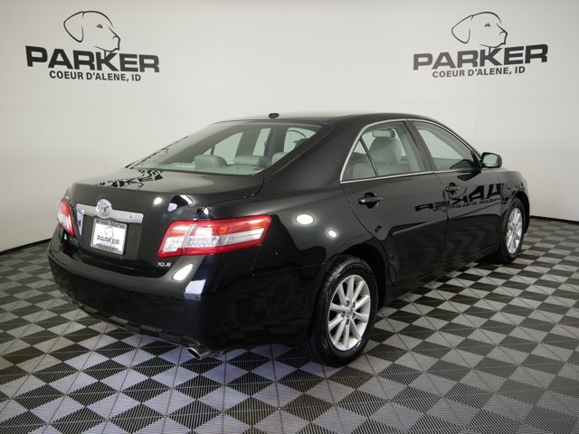 Used 2011 Black Toyota XLE w/ Extra Value Pkg image 5