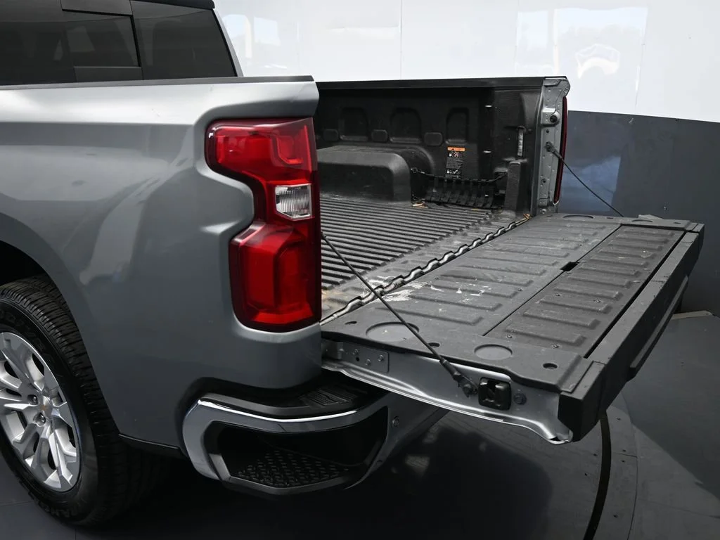 2024 Chevrolet Silverado 1500 LTZ - Photo 46