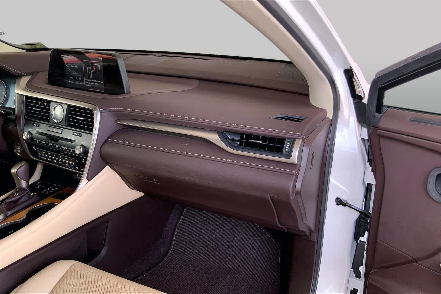 Used 2020 Eminent White Pearl Lexus  image 19