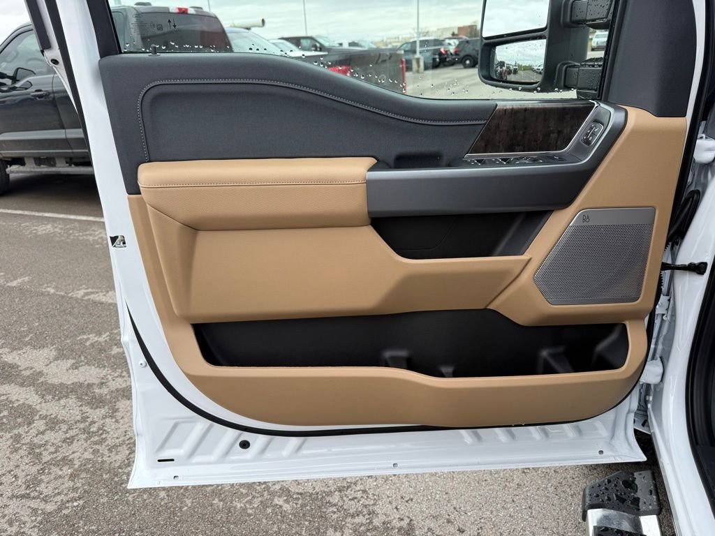 New 2026 Oxford White Ford F-250® Lariat® image 9