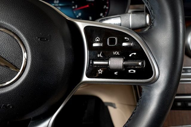 2022 Mercedes-Benz GLC GLC300 - Photo 39