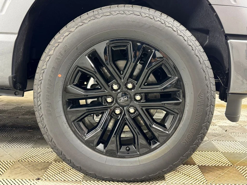 New 2026 Gray Ford Lariat image 15