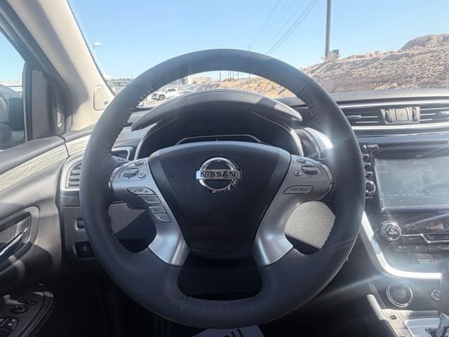 Used 2017 Gray Nissan Platinum image 9