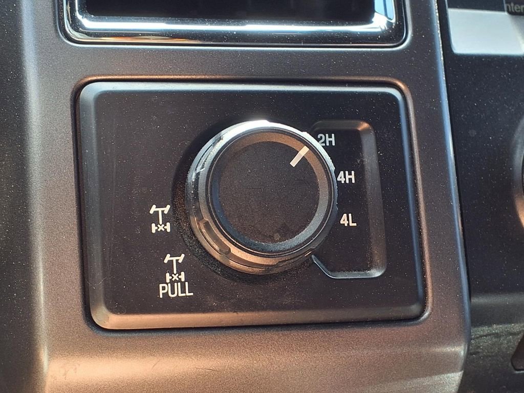 Used 2015 Tuxedo Black Metallic Ford XLT image 16