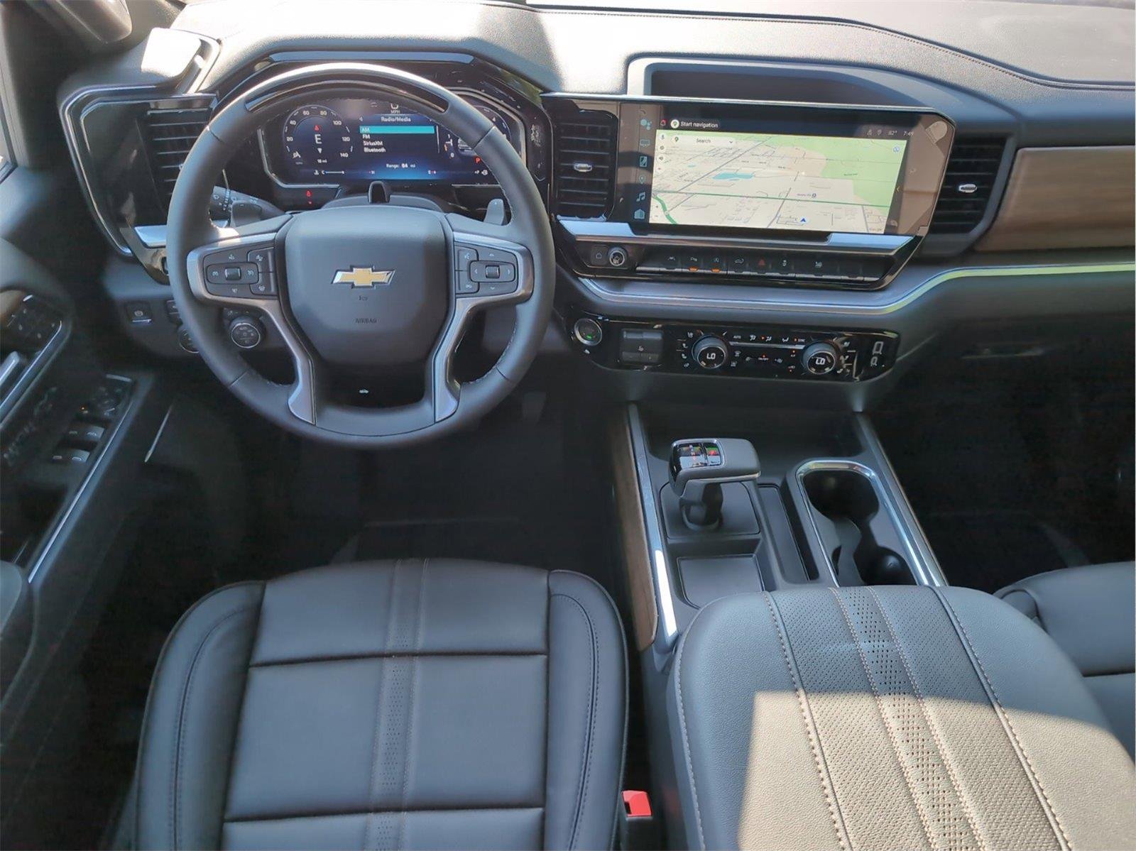 New 2026 Polar White Tricoat Chevrolet High Country image 22