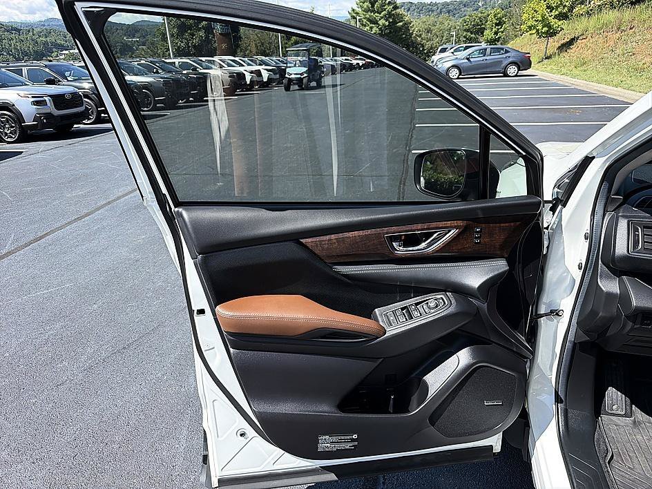 Used 2023 Crystal White Pearl Subaru Touring image 9