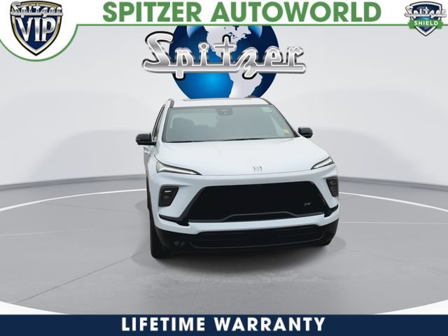 New 2026 Iridescent White Tricoat Buick Sport Touring image 3