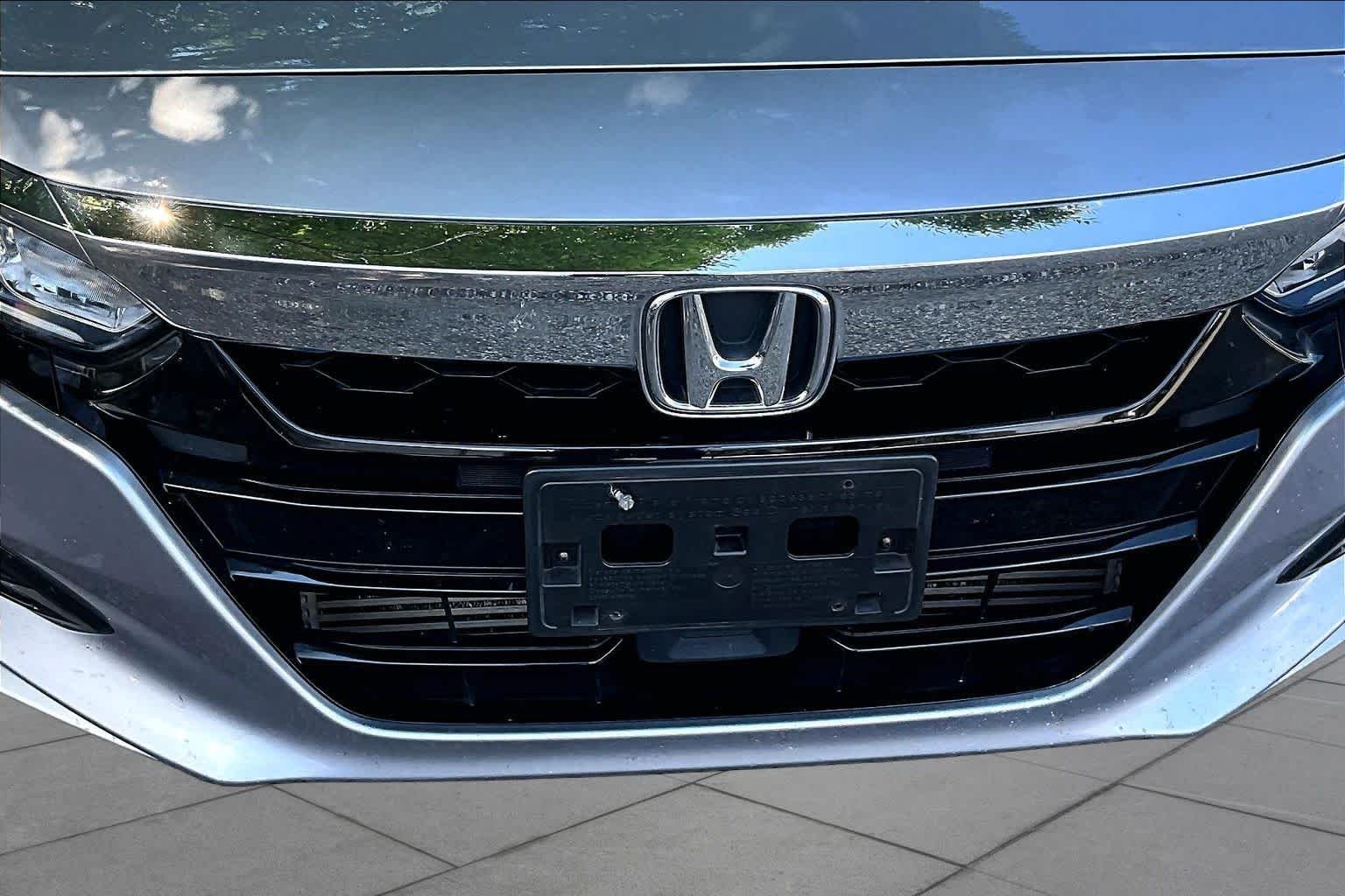 Used 2020 Lunar Silver Metallic Honda EX-L image 30