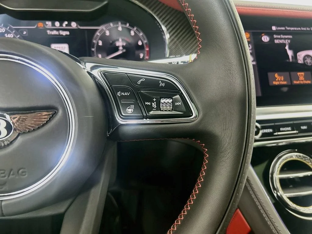 Used 2023 Spectre Metallic Bentley  image 12
