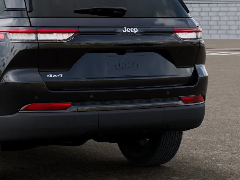 New 2027 High-Gloss Black Paint Jeep Laredo X IN-TRANSIT image 39