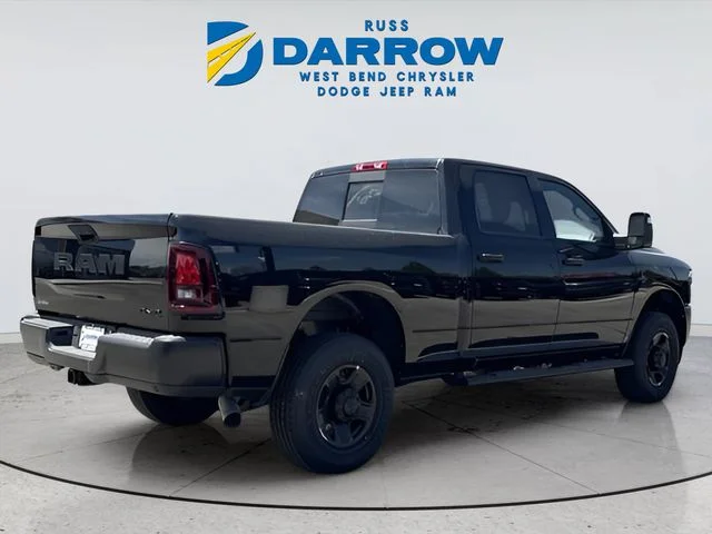 New 2026 Diamond Black Crystal Pearl-Coat Exterior Paint RAM Tradesman image 5
