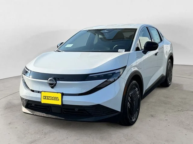2026 Nissan Leaf S+'s photo
