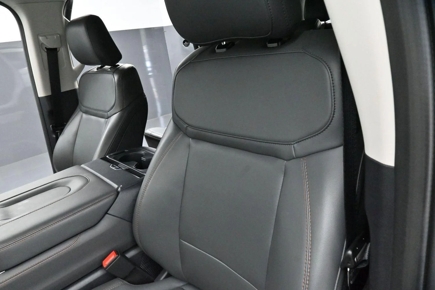 Used 2025 White Ford Active image 18