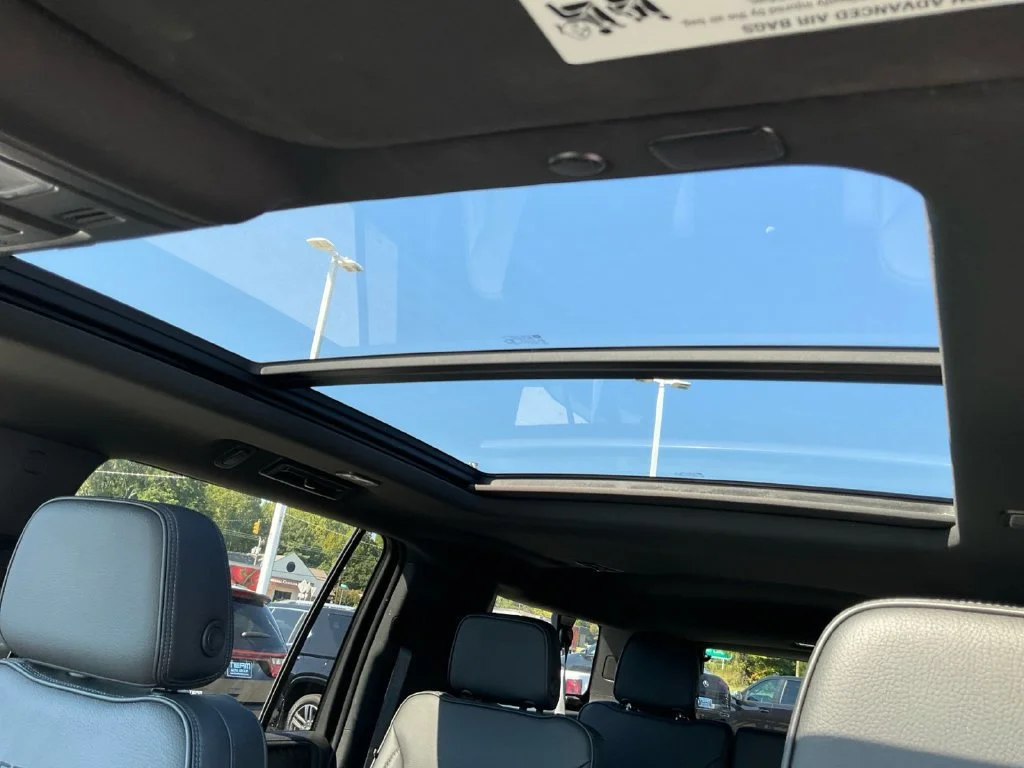 Used 2022 Onyx Black GMC Denali image 22