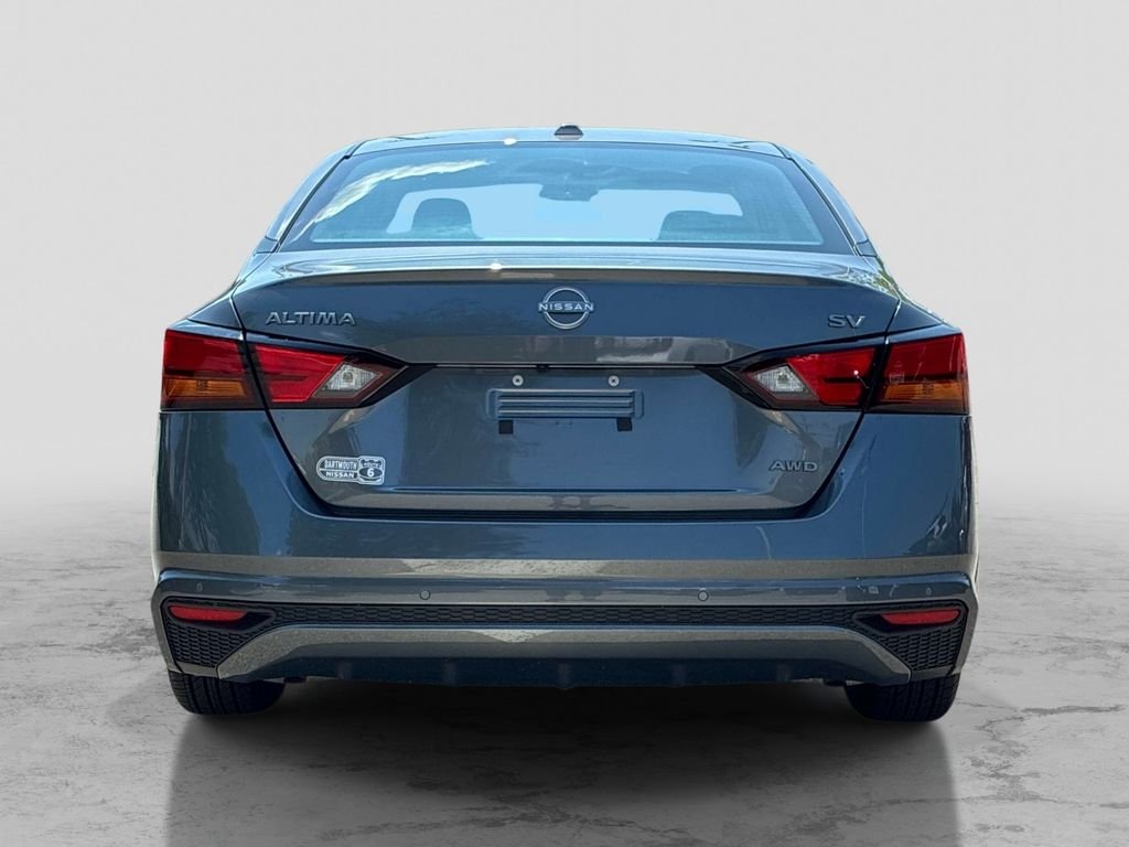 Used 2024 Gray Nissan 2.5 SV image 6