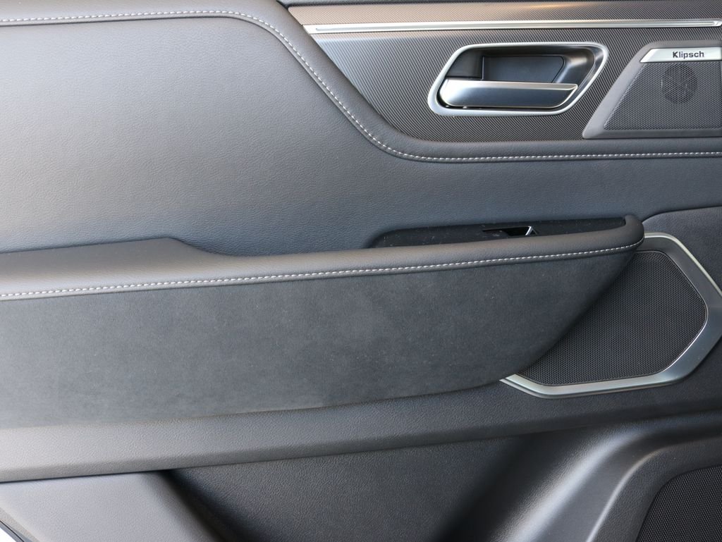 New 2026 BLACK OBSIDIAN INFINITI Luxe 4WD image 31