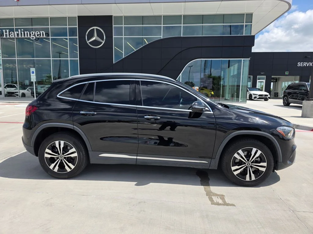 Used 2025 Black Mercedes-Benz GLA 250 image 8