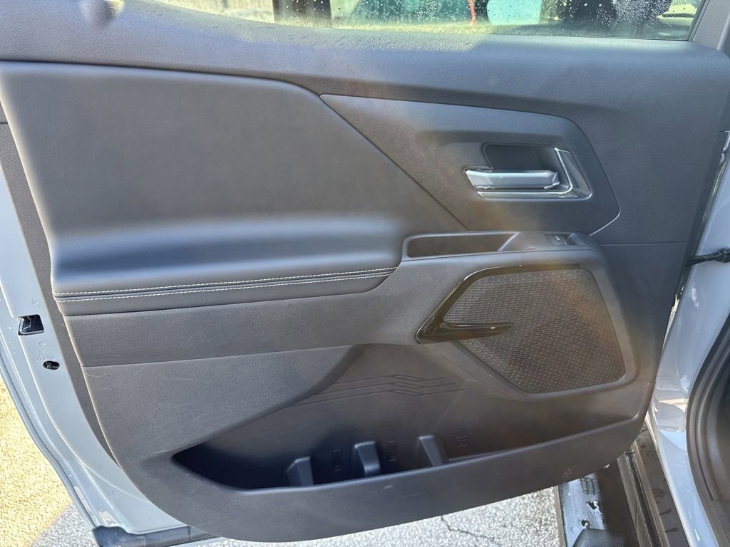 2025 Chevrolet Silverado EV LT - Photo 14