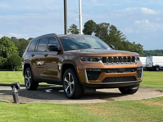 New 2026 Copper Shino Metallic Clearcoat Jeep Limited image 1