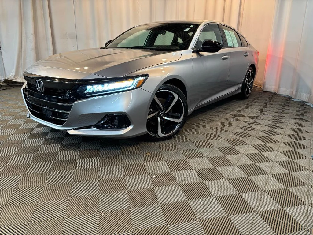 1HGCV1F30NA123032