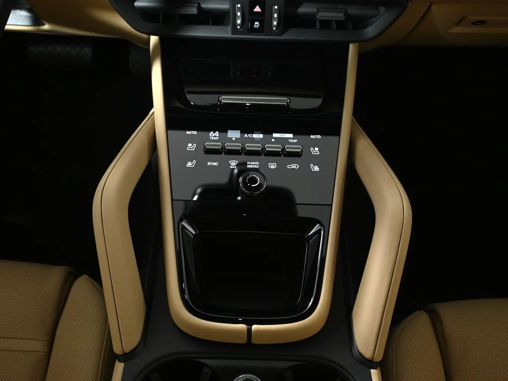 2026 Porsche Cayenne Base - Photo 24