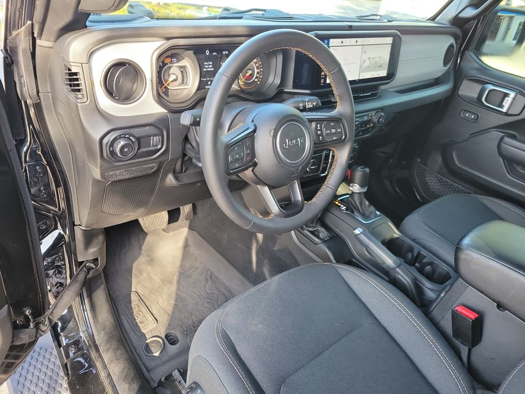 Used 2024 Black Clearcoat Jeep Sport S image 21