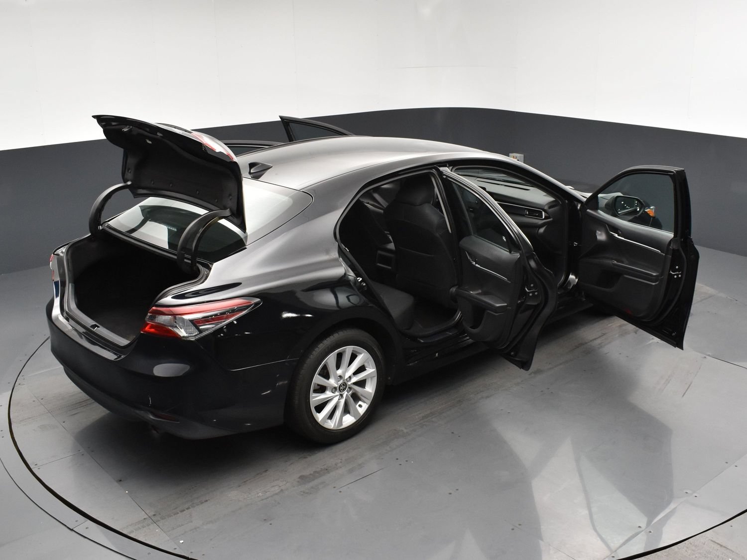 Used 2021 Midnight Black Metallic Toyota LE image 29