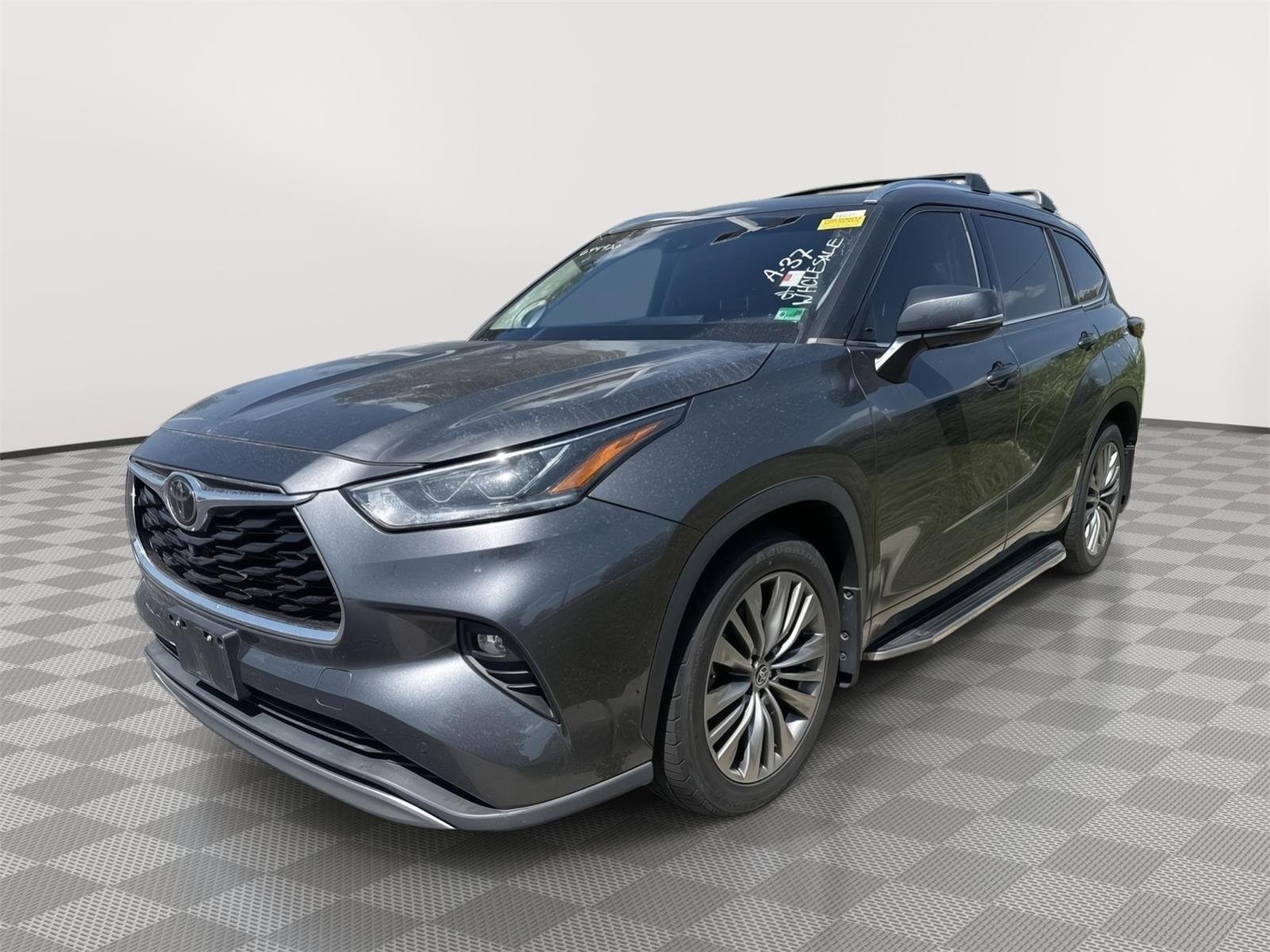 Used 2020 Magnetic Gray Metallic Toyota Platinum image 4