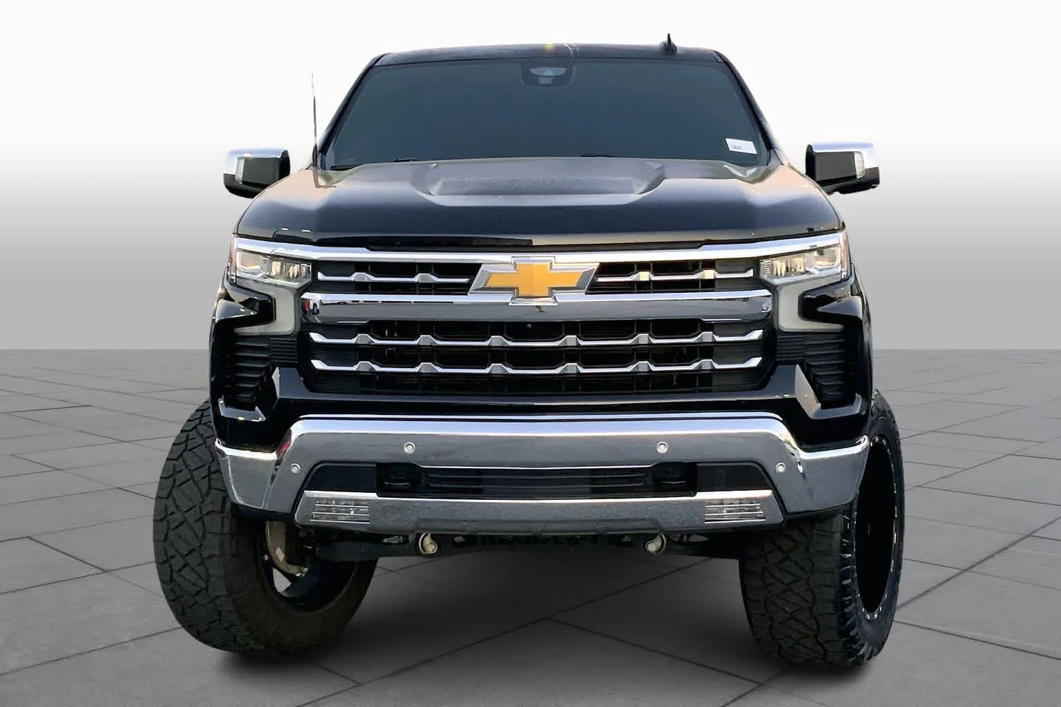 Used 2022 Black Chevrolet LTZ image 4