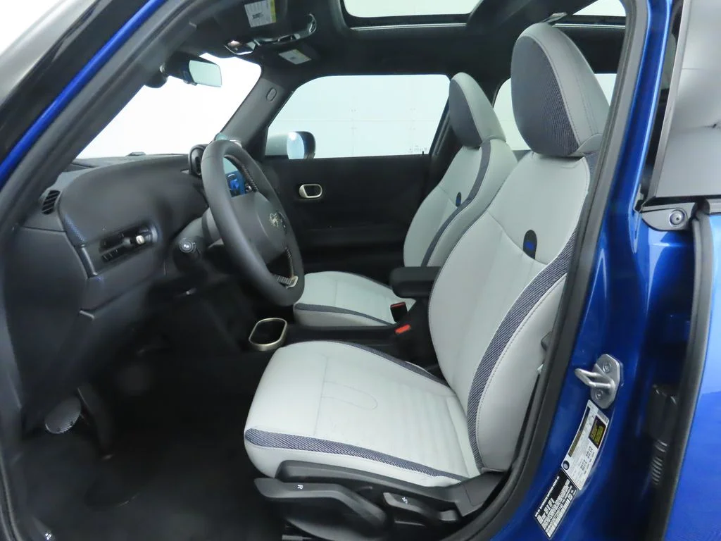 Used 2026 Icy Sunshine Blue Metallic MINI Signature Plus image 22